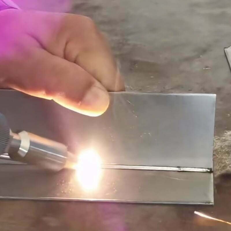 Internal corner welding